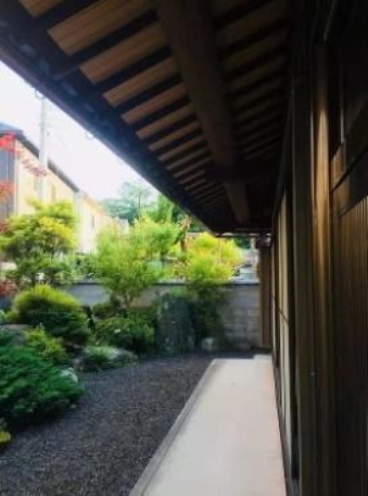お庭スペースもあり、色々な用途で使用できます。 庭